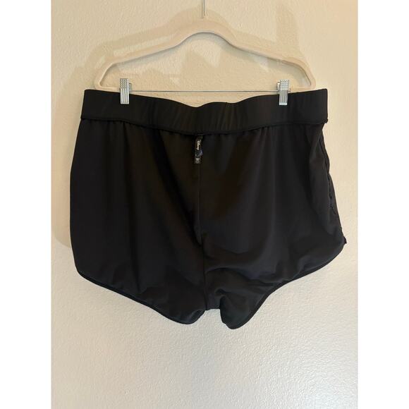 TORRID DISNEY Swim Shorts Bathing Suit Lilo & Stitch Black Floral Hawaiian | 4X - Picture 7 of 8